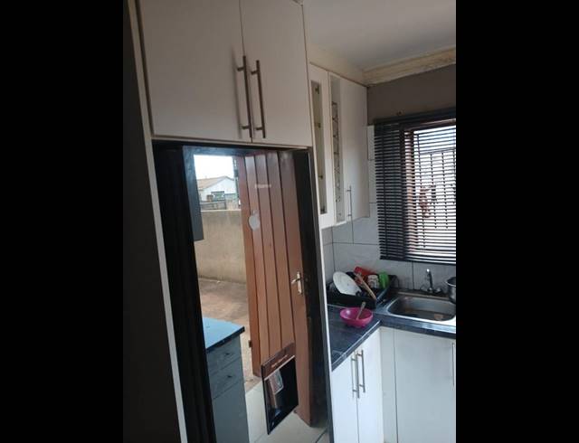 2 BEDROOM HOUSE FOR SALE IN SOSHANGUVE SOUTH